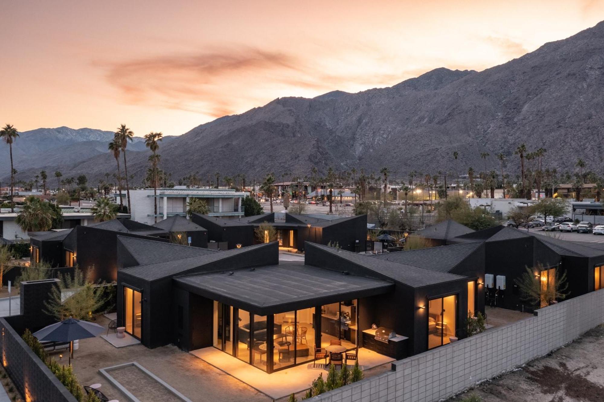 Blackhaus By Avantstay Ada Modern Rooms, Pool & Bbq Palm Springs Ngoại thất bức ảnh