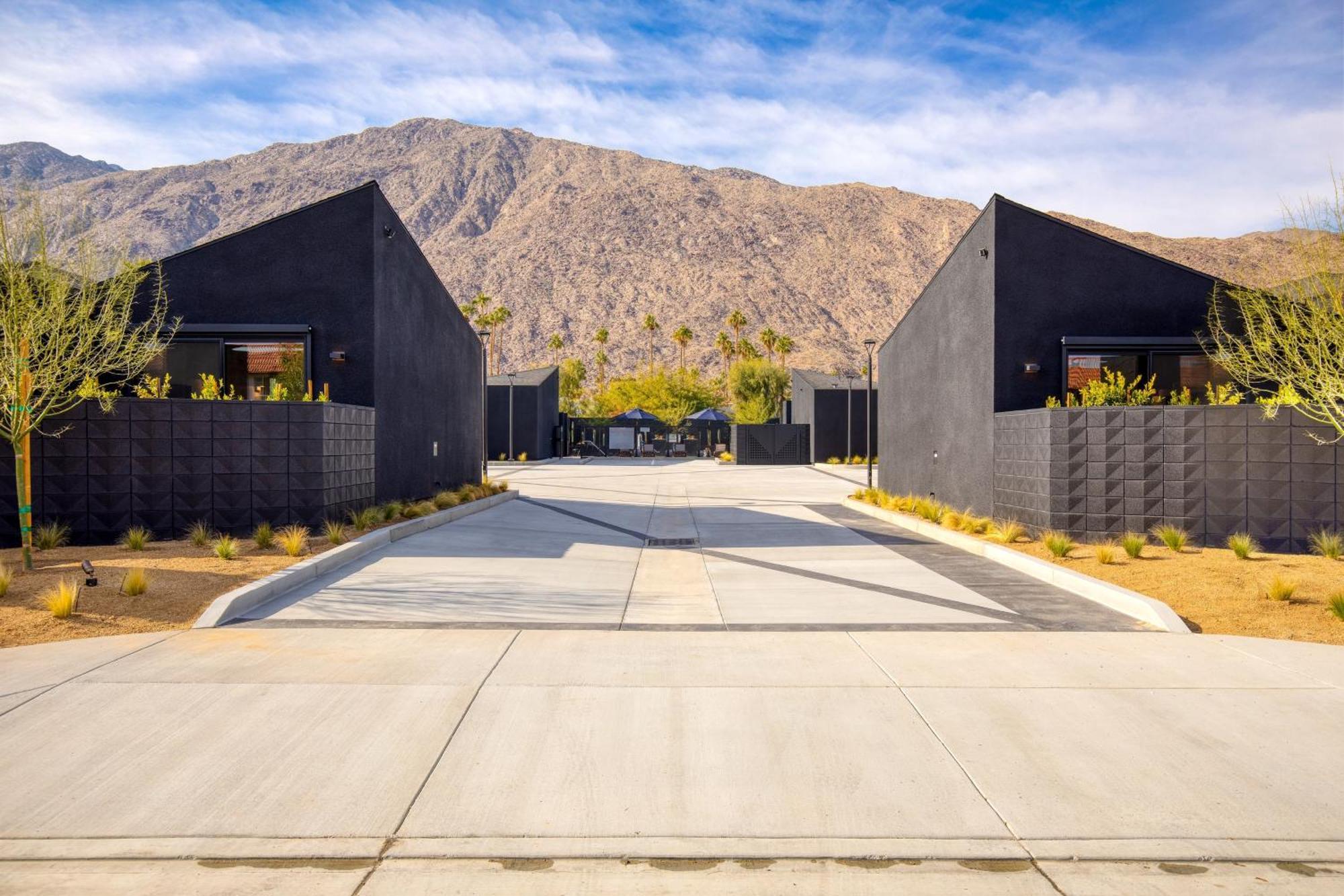 Blackhaus By Avantstay Ada Modern Rooms, Pool & Bbq Palm Springs Ngoại thất bức ảnh