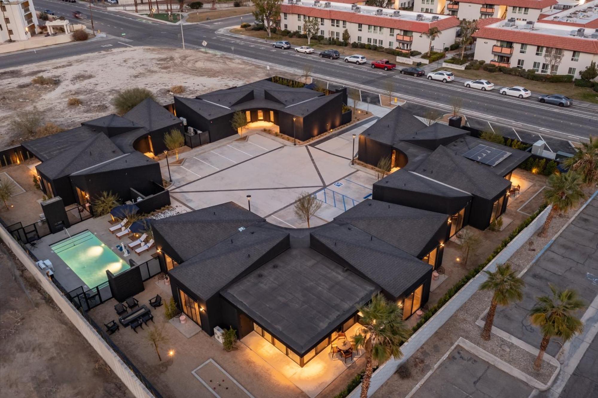 Blackhaus By Avantstay Ada Modern Rooms, Pool & Bbq Palm Springs Ngoại thất bức ảnh